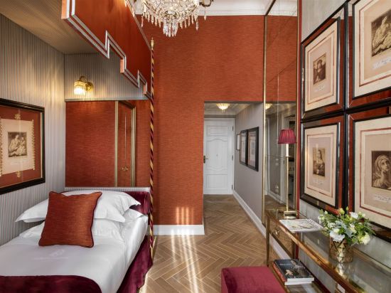 Фото Helvetia & Bristol