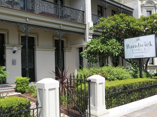 Фото The Lurline Randwick