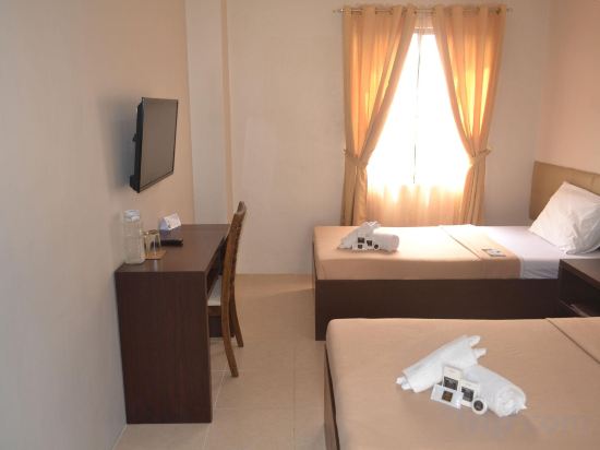 Фото Columbus Plaza Hotel