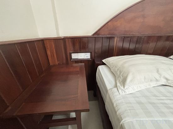 Фото Airport Inn