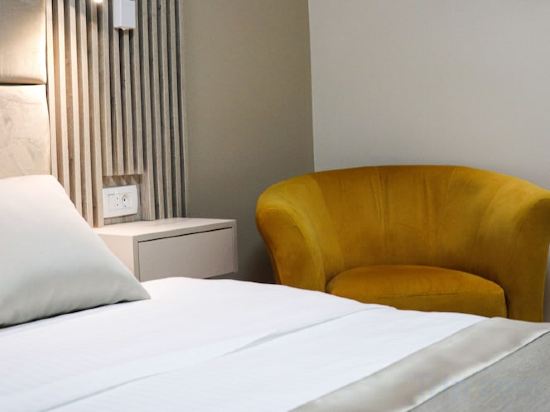 Фото Hotel Holiday