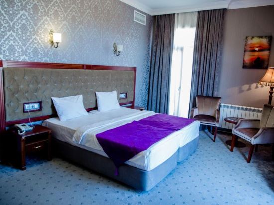 Фото Capitol Hotel