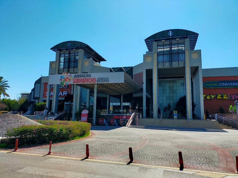 Clothing store Boyner, Antalya, photo