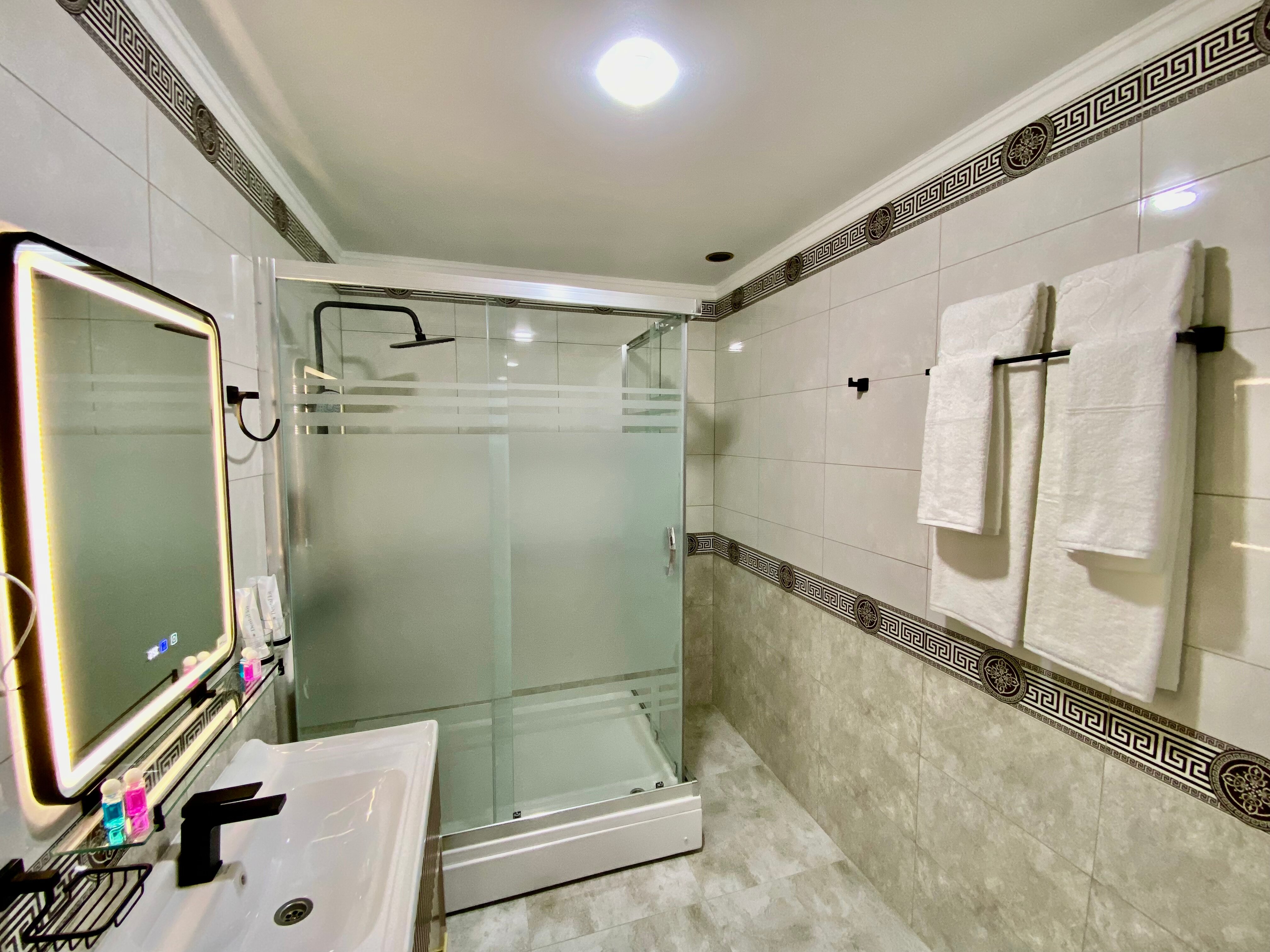 Фото Гостиница Исаходжа