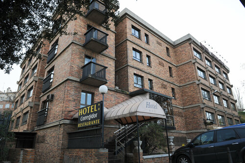 Гостиница Hotel Corregidor в Сеговии