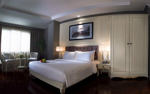 Гостиница Silverland Jolie Hotel