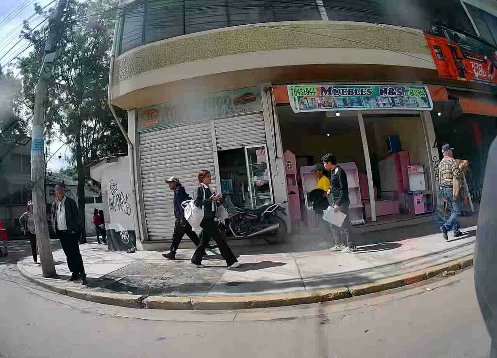 Household goods and chemicals shop Muebles N&s, Cochabamba, photo