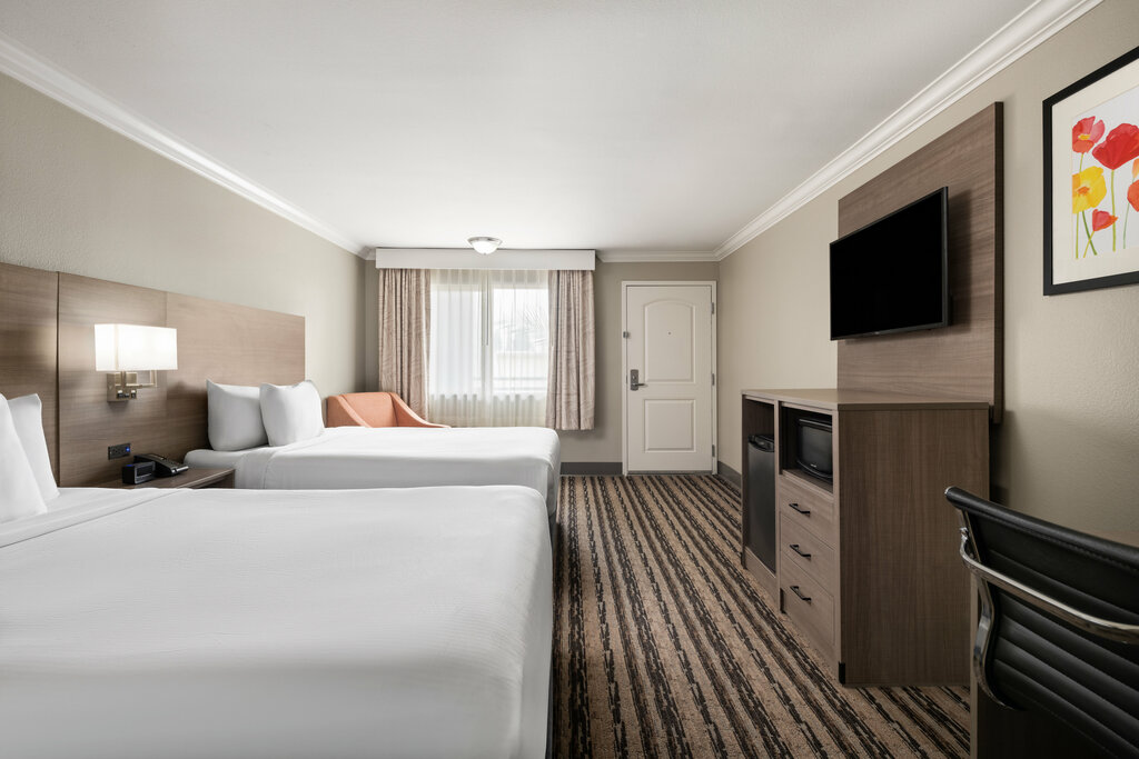فندق Ramada by Wyndham Anaheim Maingate North ، ، صورة