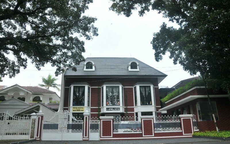 Гостиница RedDoorz Premium near Rs Pondok Indah в Джакарте