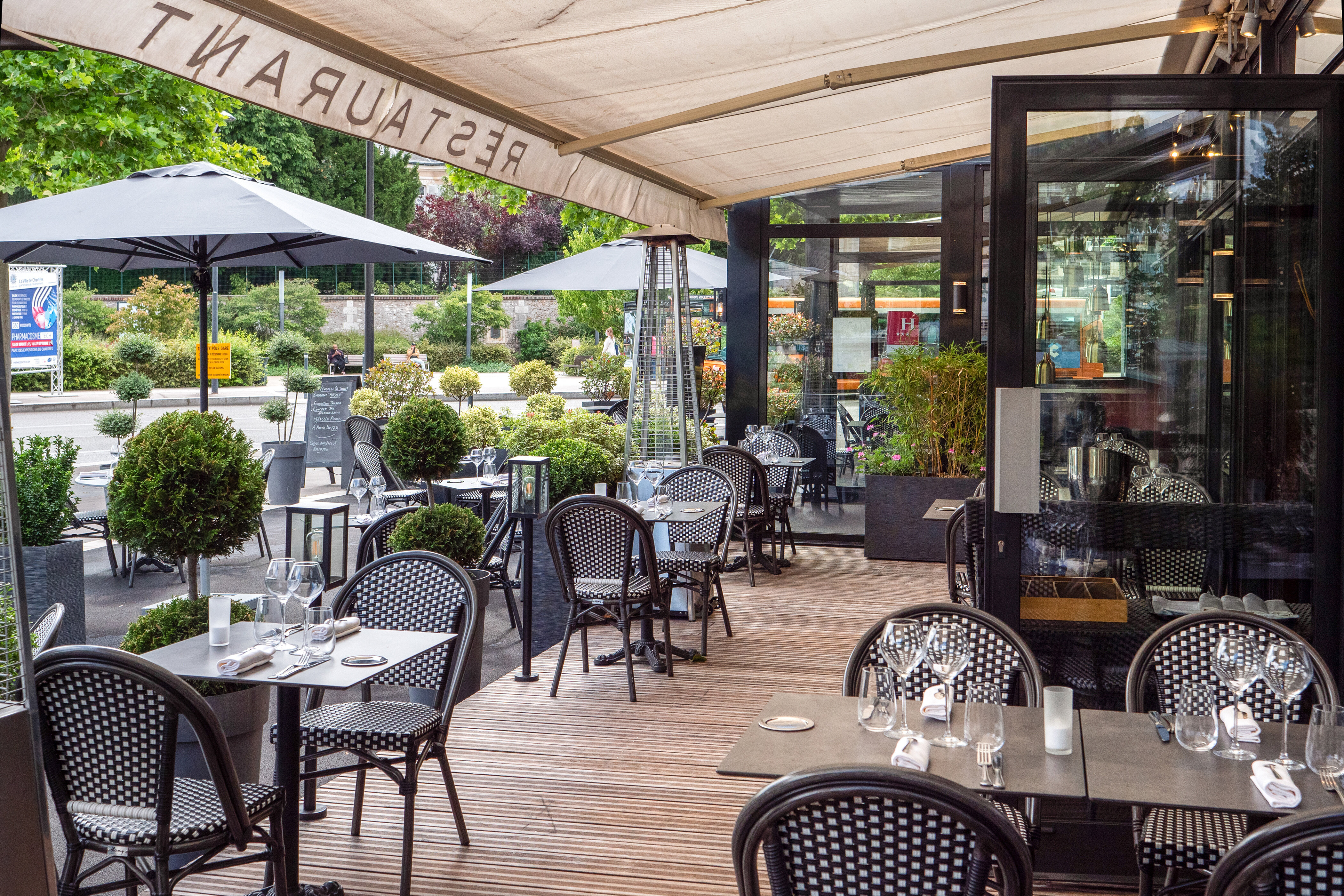 Фото Hôtel Le Boeuf Couronné