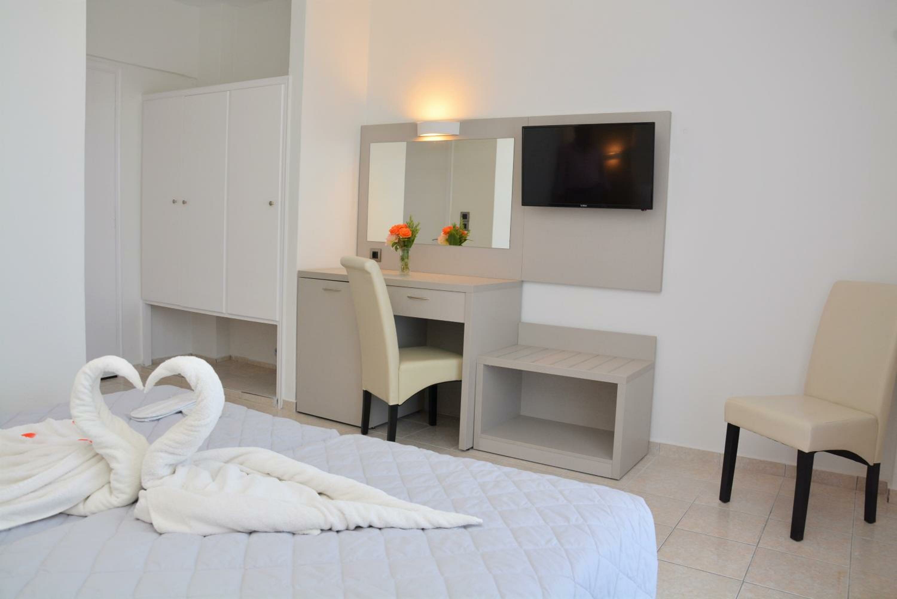 Фото Costa Angela