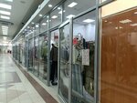 Avantage (Bolshevikov Avenue, 18), tienda de ropa