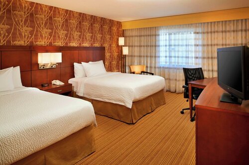 Гостиница Courtyard by Marriott Detroit Utica