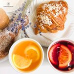 Кофе и Круассан (ulitsa Krasnaya ploshchad, 30), coffee shop