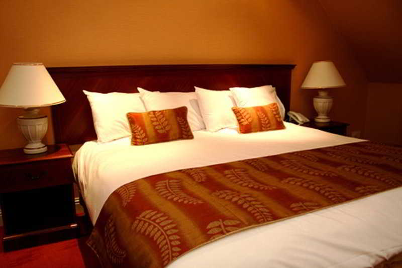 Фото Sherbrooke Castle Hotel