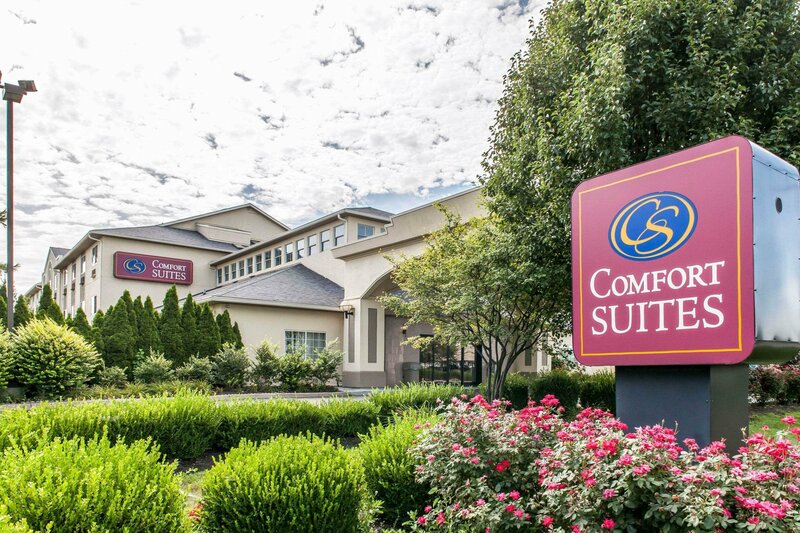 Гостиница Comfort Suites в Колумбусе