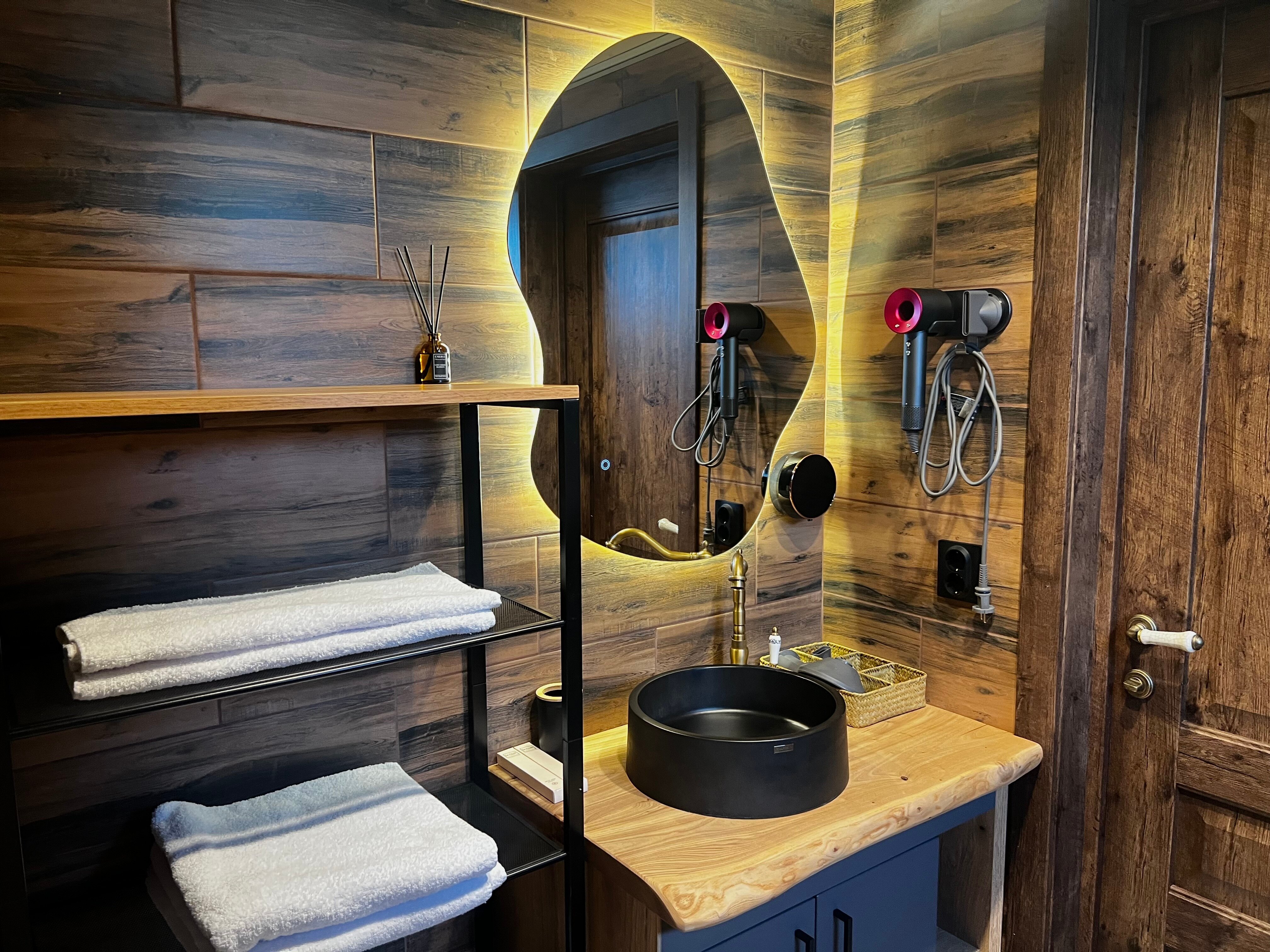 Фото Истина в лесу