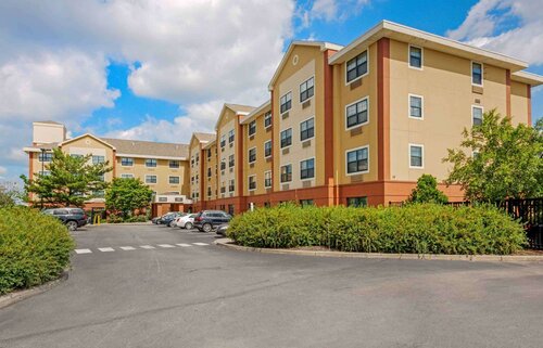 Гостиница Extended Stay America Suites Elizabeth Newark Airport в Элизабет