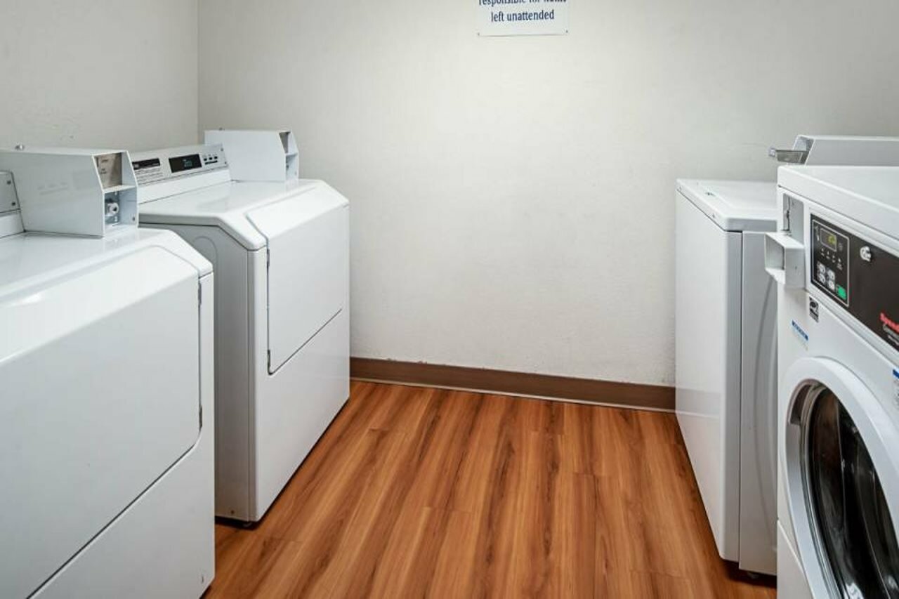 Фото Motel 6 Anchorage, AK - Midtown