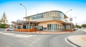 Гостиница Esplanade Hotel