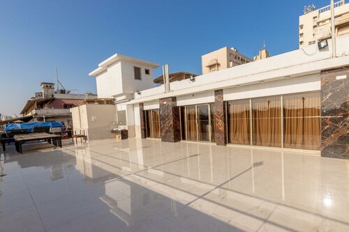 Гостиница West End Hotel в Мумбаи