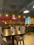 La Lara (Usachyova Street, 35с1), cafetería