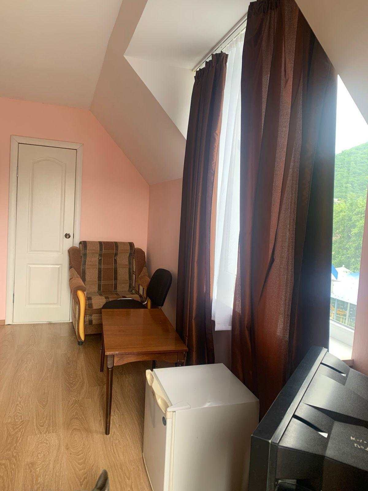 Фото Солнечный