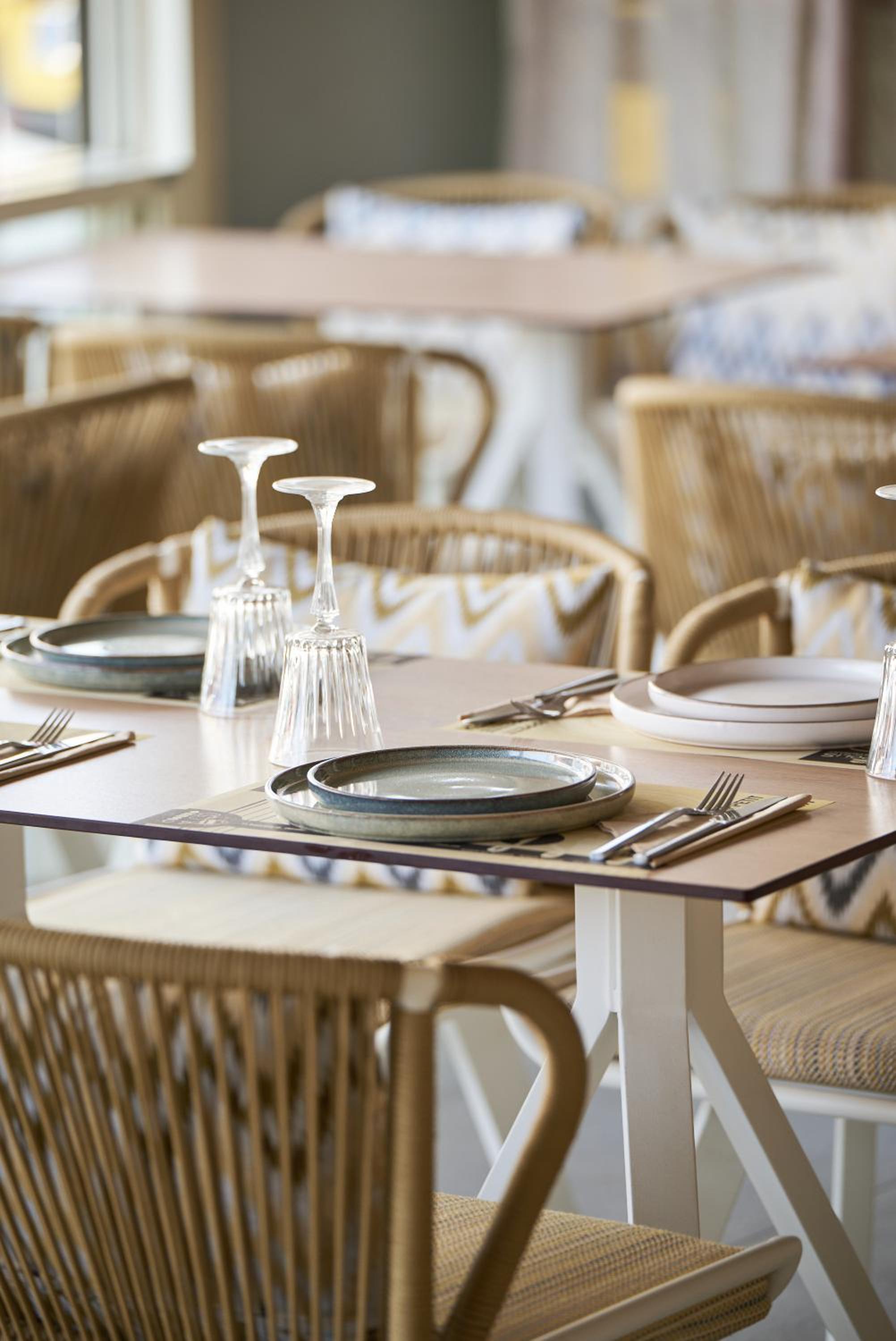 Фото Acropolis Apartments