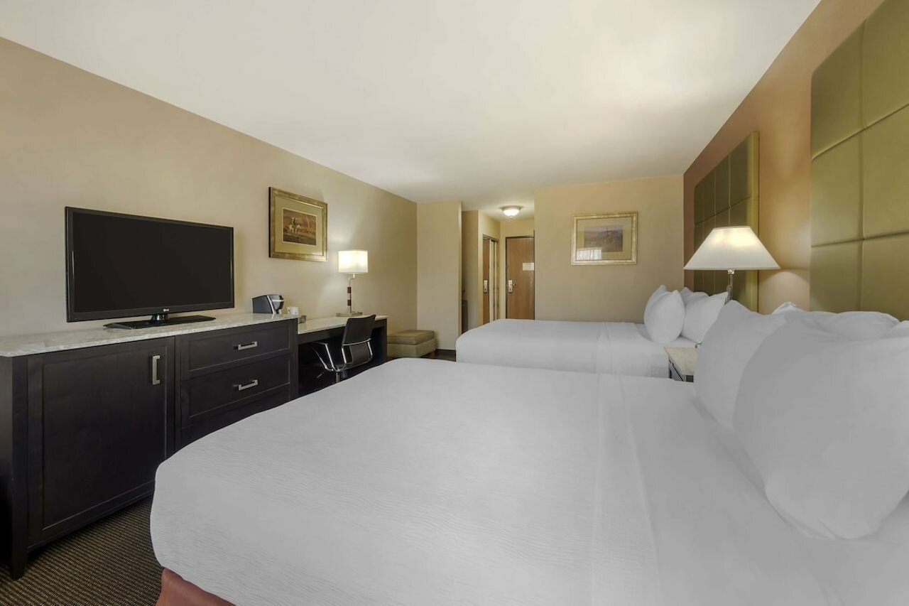 Фото Best Western Plus Country Inn & Suites