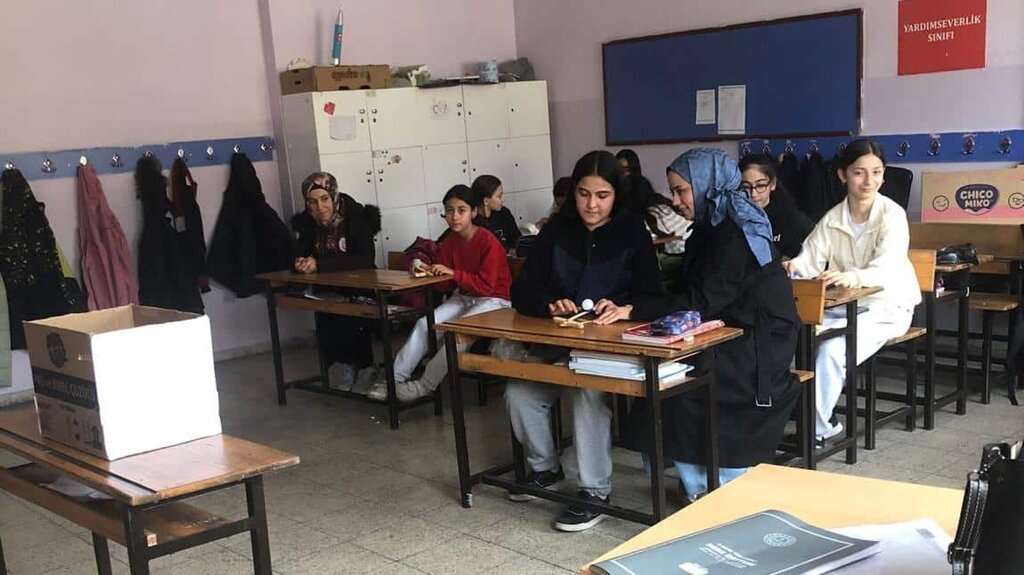 School Fazli Yesilyurt Middle School, Karabuk, photo