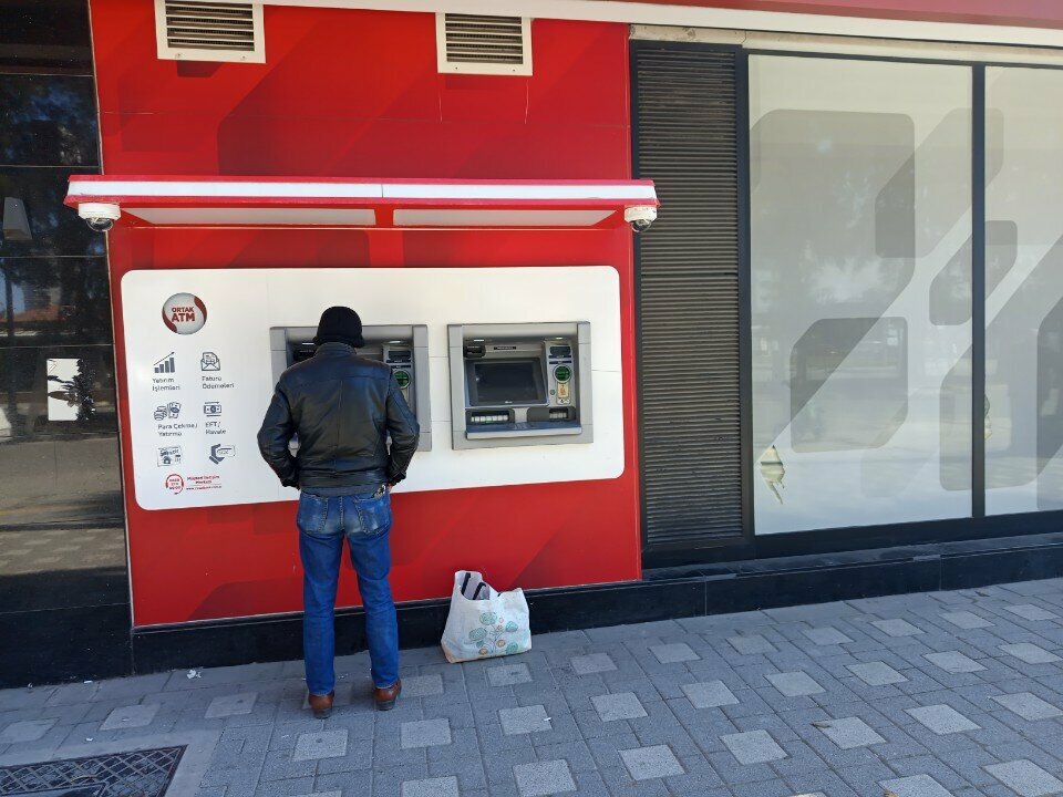 ATM Ziraat Bank, Izmir, photo