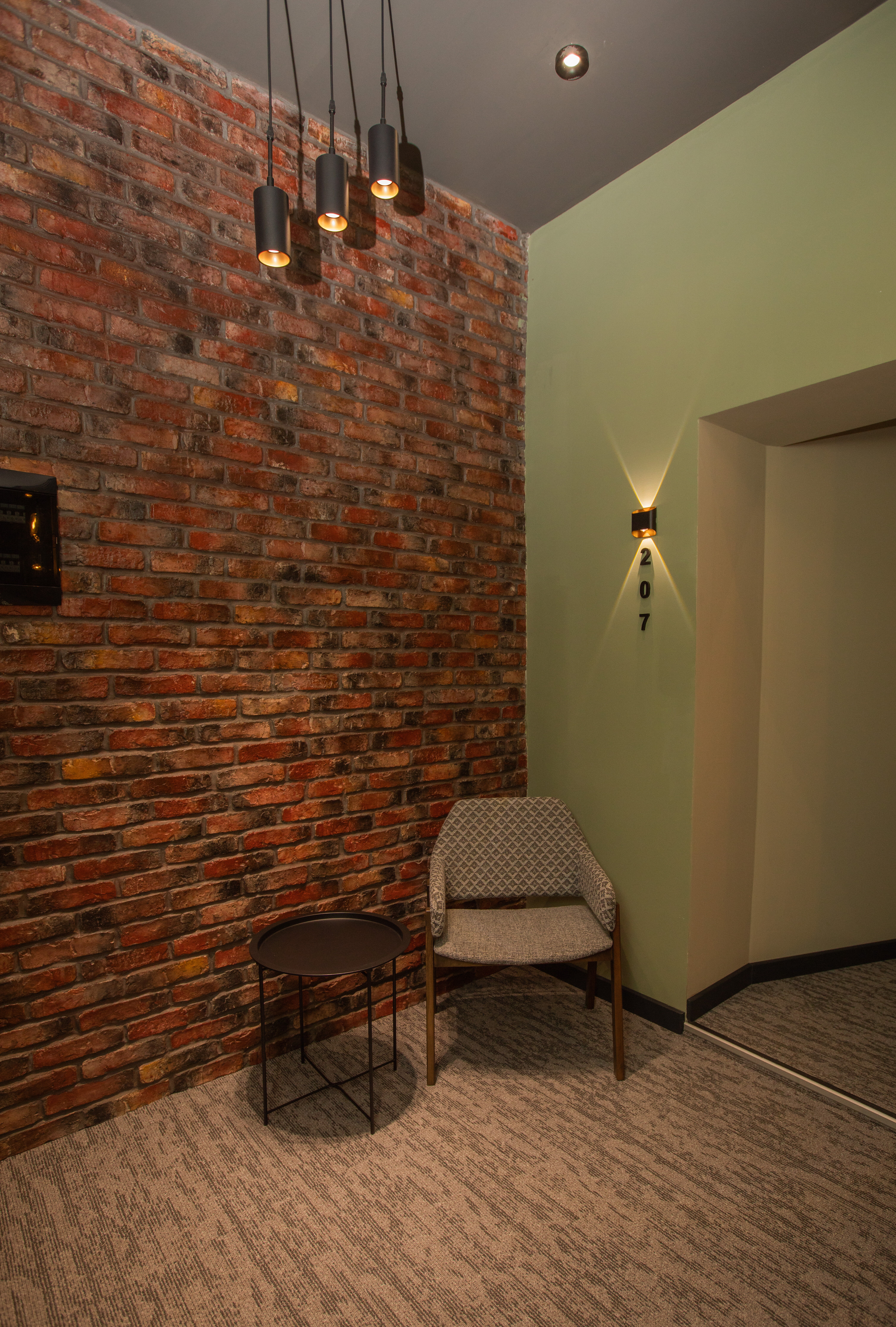 Фото Twelve Inn Hotel