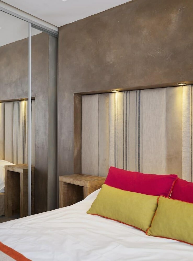 Фото Ambit Boulevard Hotel Boutique