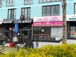 Metoo Waffle & Patisserie (Istanbul, Sariyer, Zekeriyakoy Neighborhood, Demirefe Street, 8) ، الحلويات