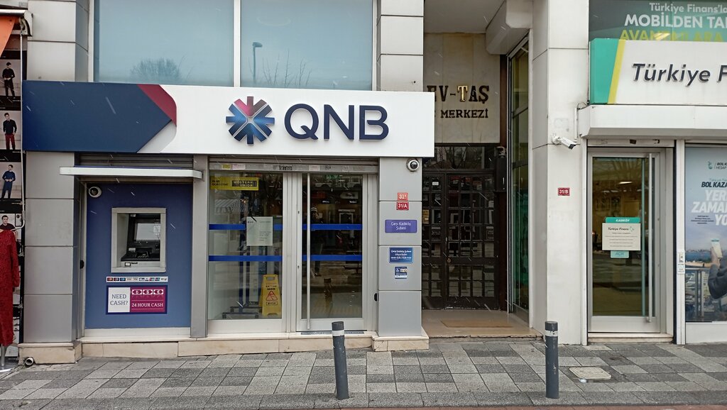 بنك QNB Finansbank Carsi Kadikoy Branch ، اسطنبول، صورة