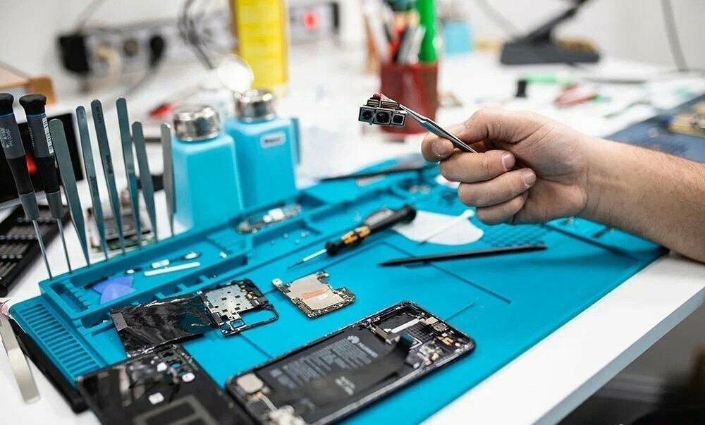 Phone repair LifeService, Pskov, photo