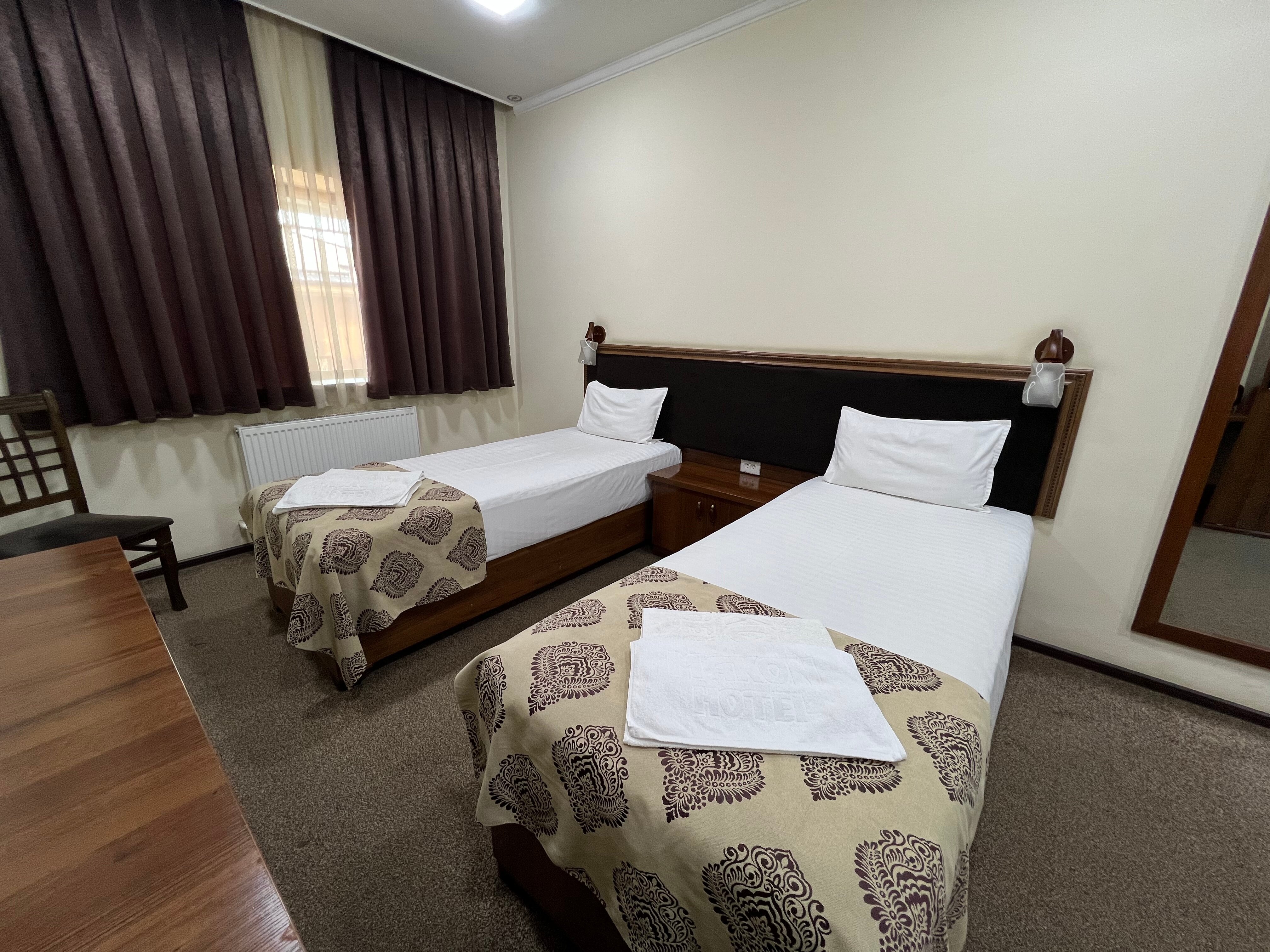 Фото Makon Hotel