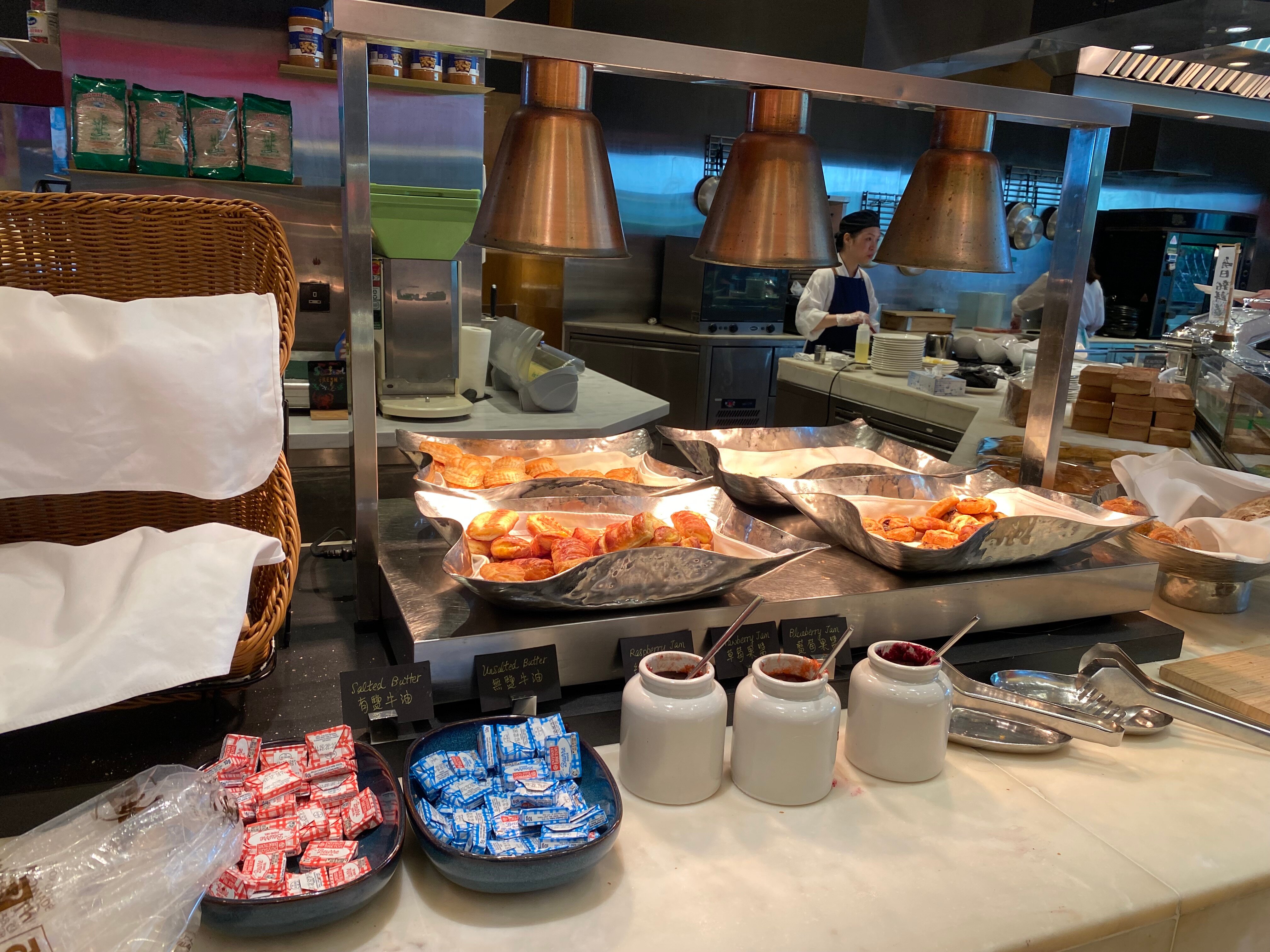 Фото Novotel Hong Kong Citygate