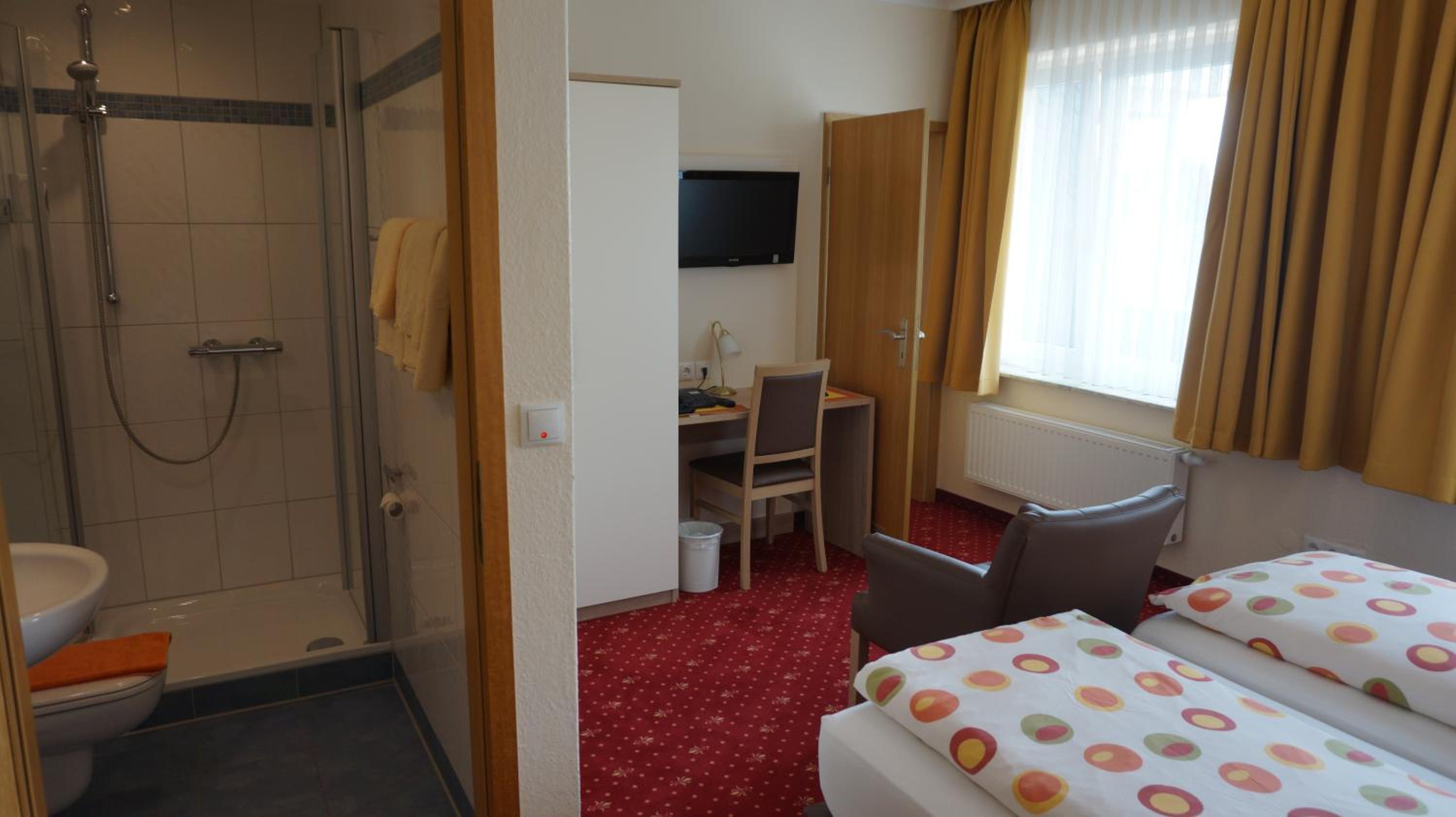 Фото Hotel Neuses