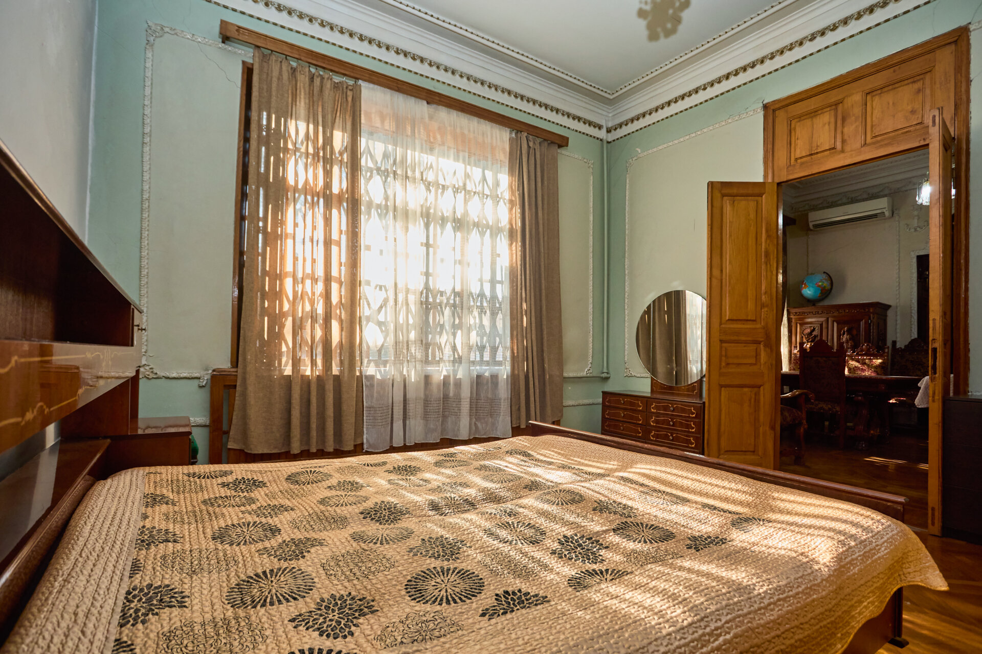 Фото Уникальный дом в центре Сухума