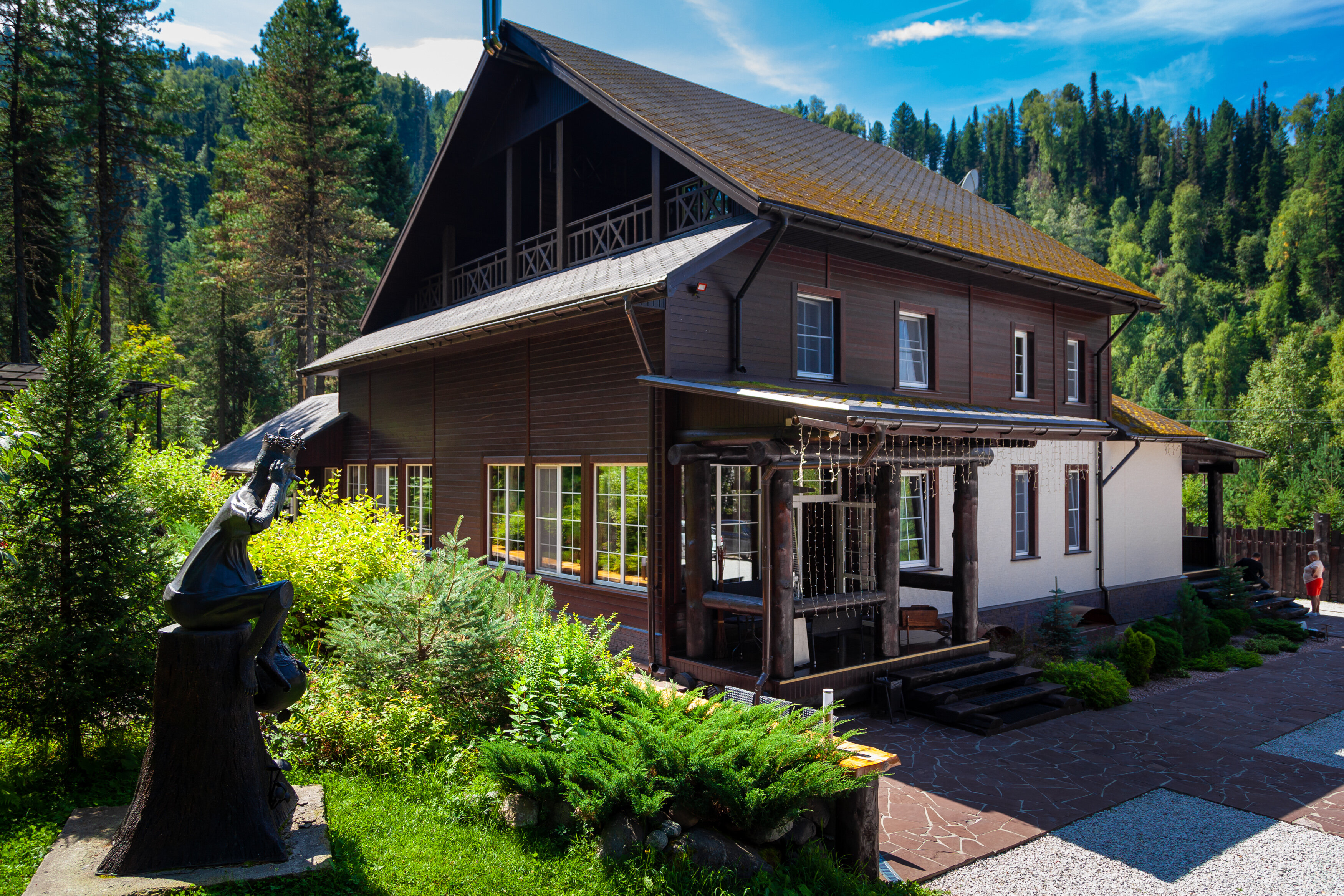 Фото отеля 1