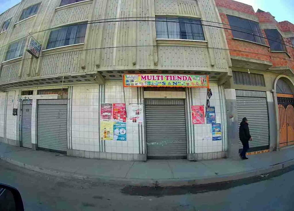 Presenters and event hosts Galy Party Salon, El Alto, photo