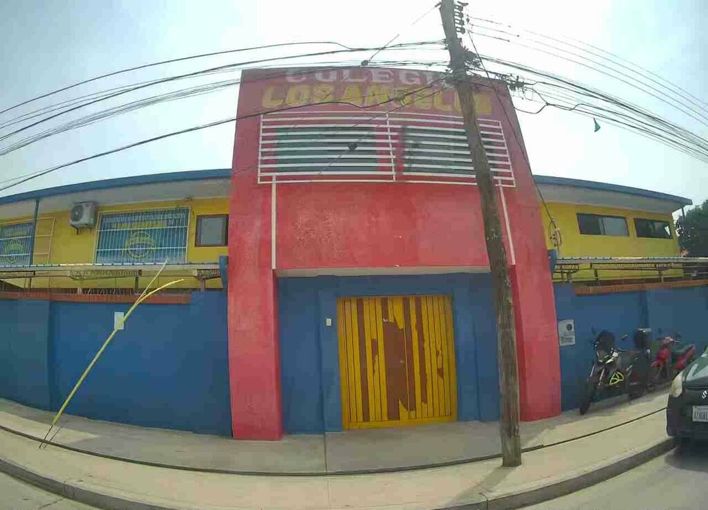 College Colegio Los Ángeles, Santa Cruz de la Sierra, photo