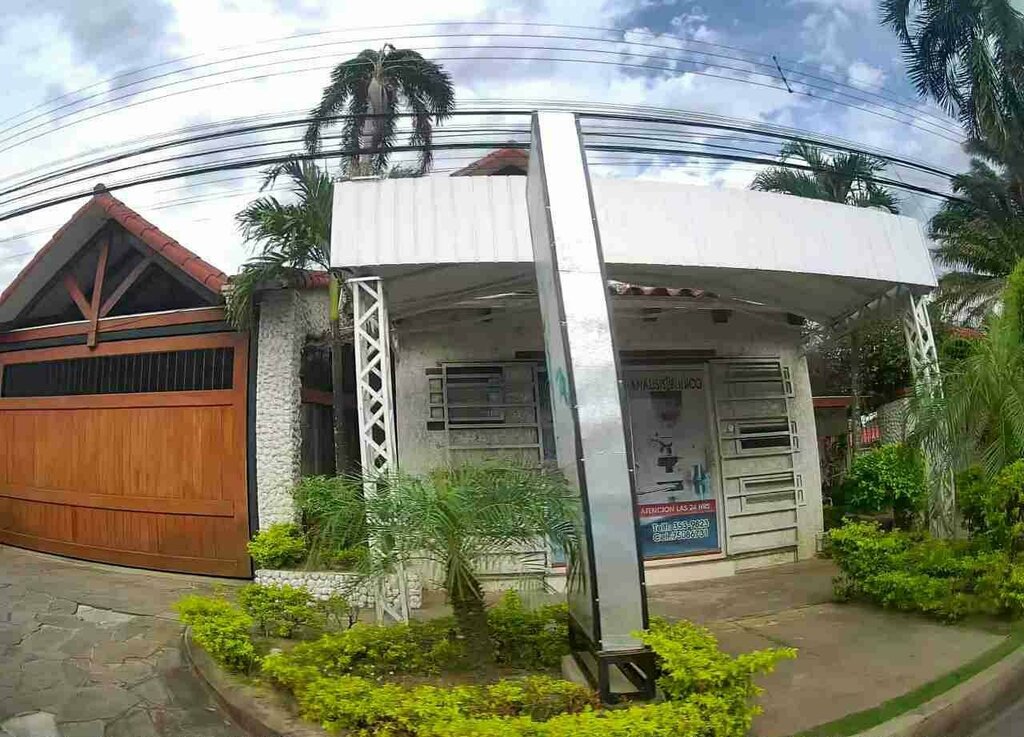 Medical laboratory Laboratorio B y R, Santa Cruz de la Sierra, photo