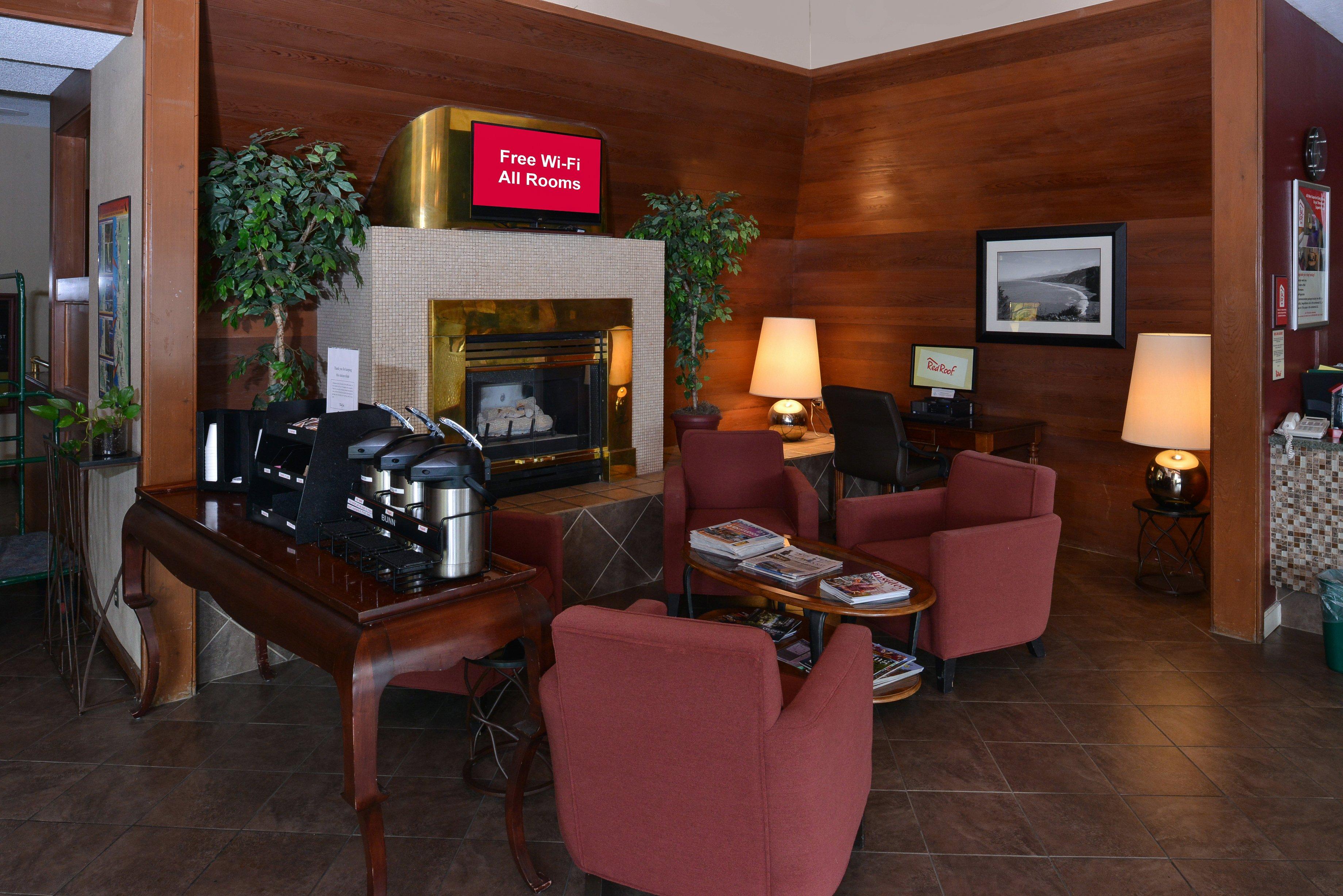 Фото Red Roof Inn Arcata