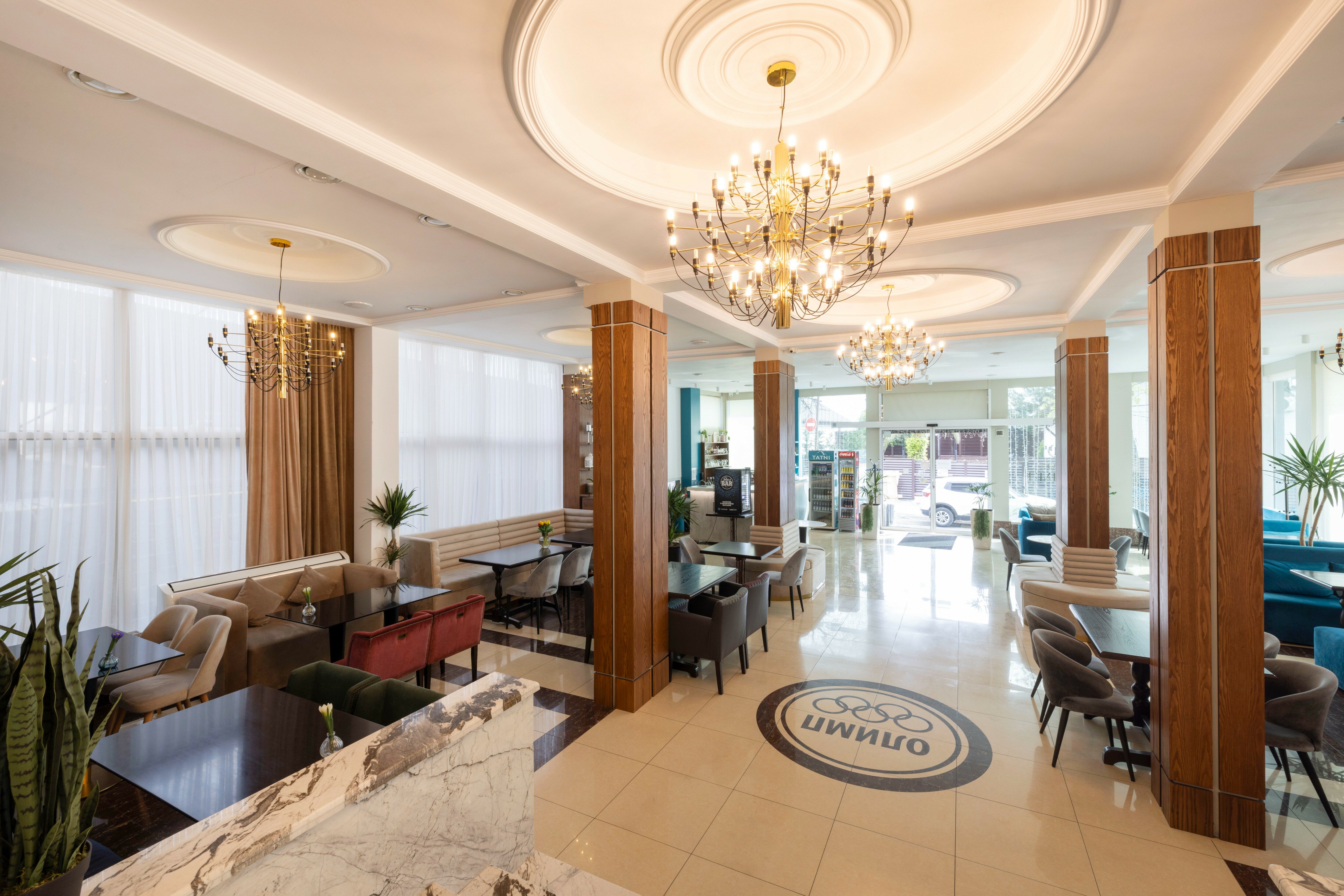 Фото отеля 2