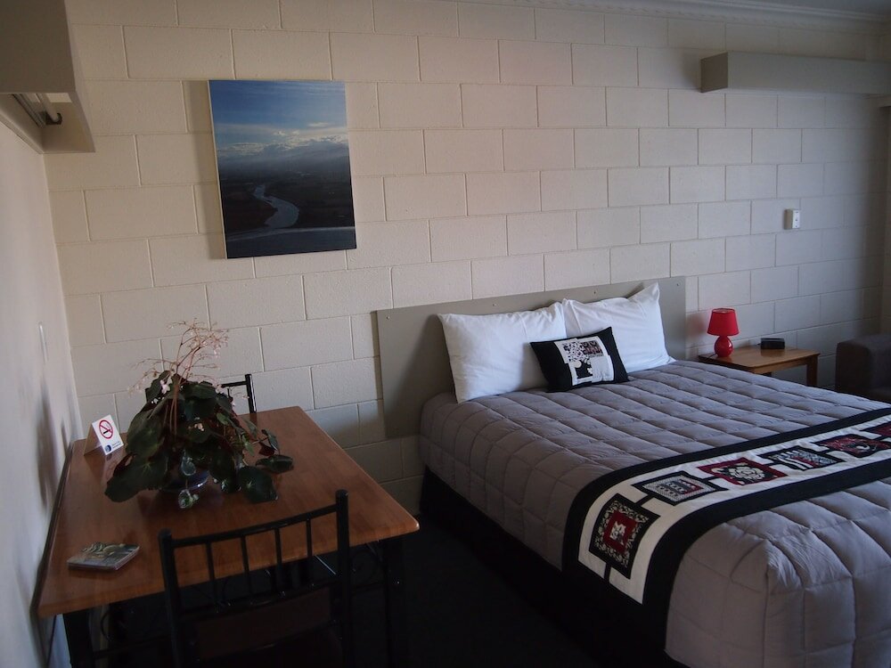 Фото Montana Lodge Motel