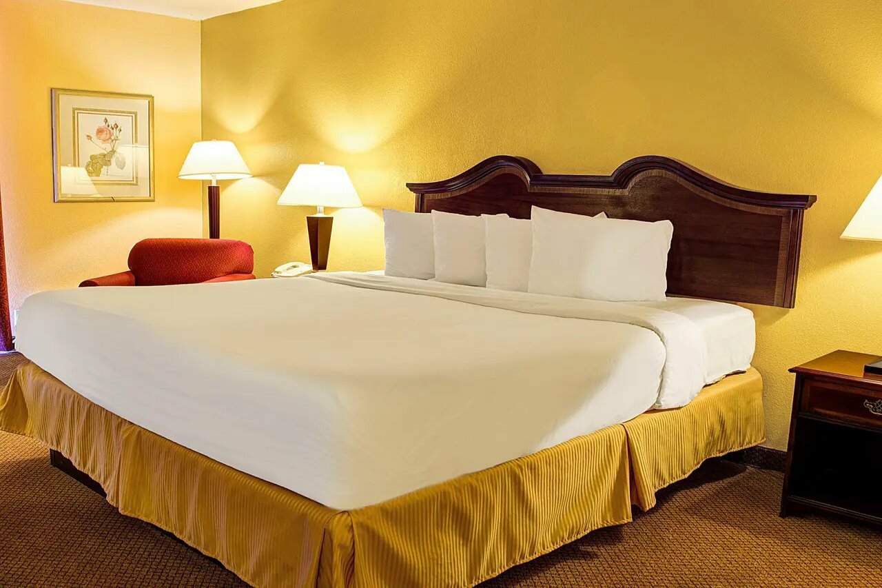 Фото Quality Inn North