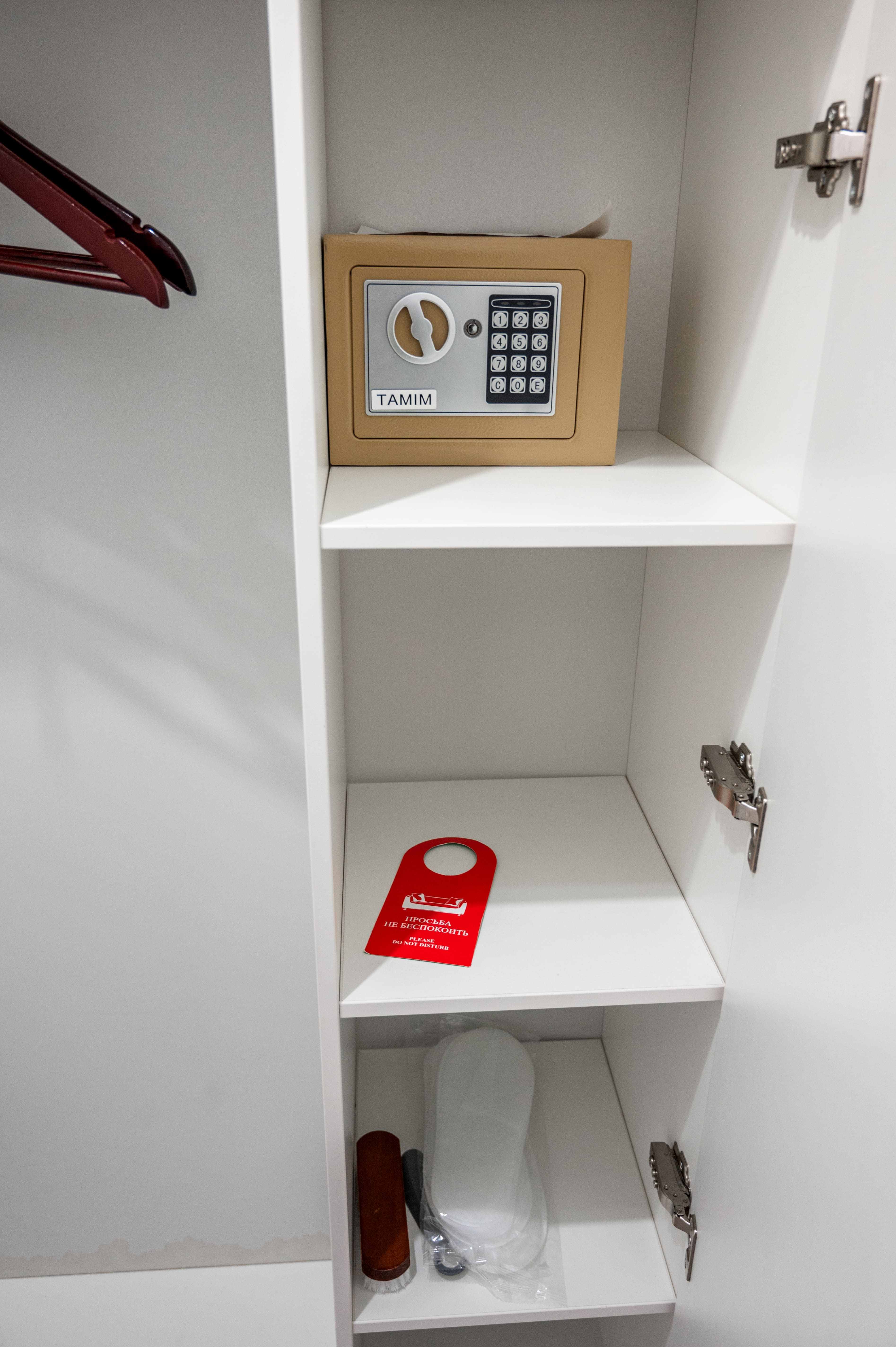 Фото Сенатор Неолит