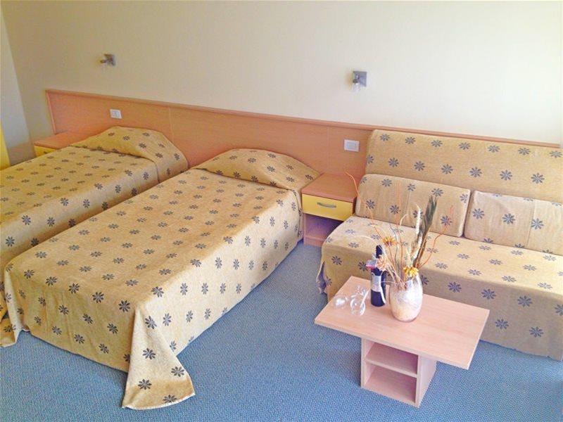 Фото Hotel Kalofer